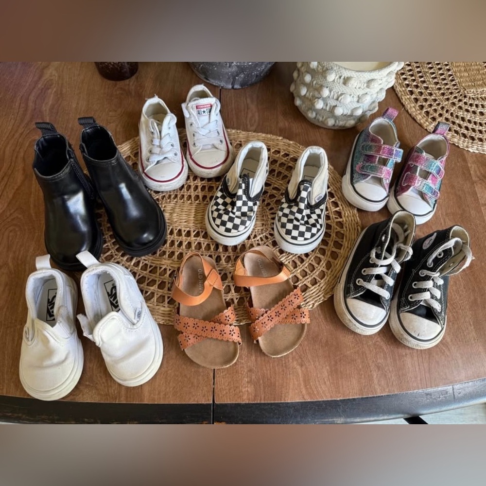 Toddler girls shoe lot